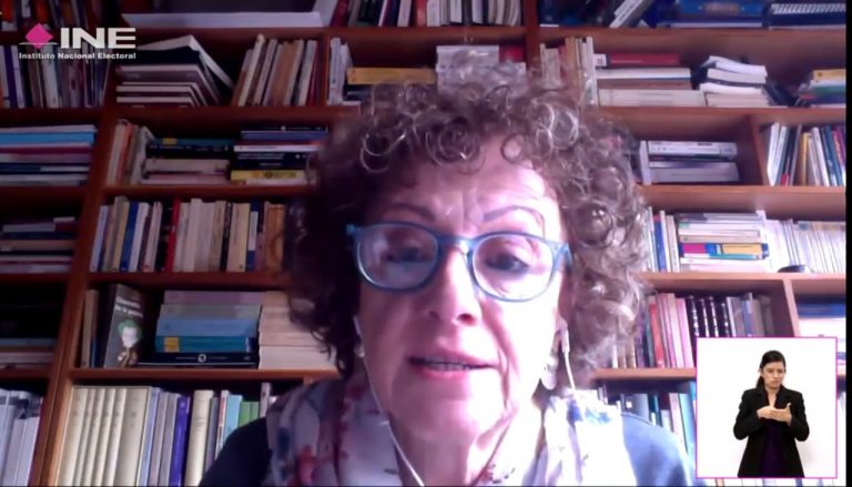 Jaqueline Peschard Mariscal.