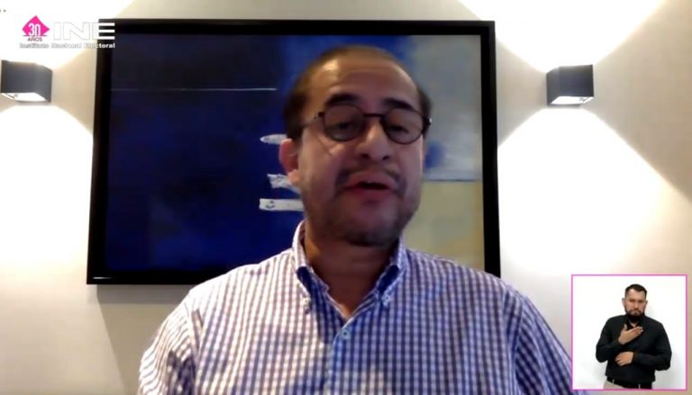 Hugo Eric Flores, PES.