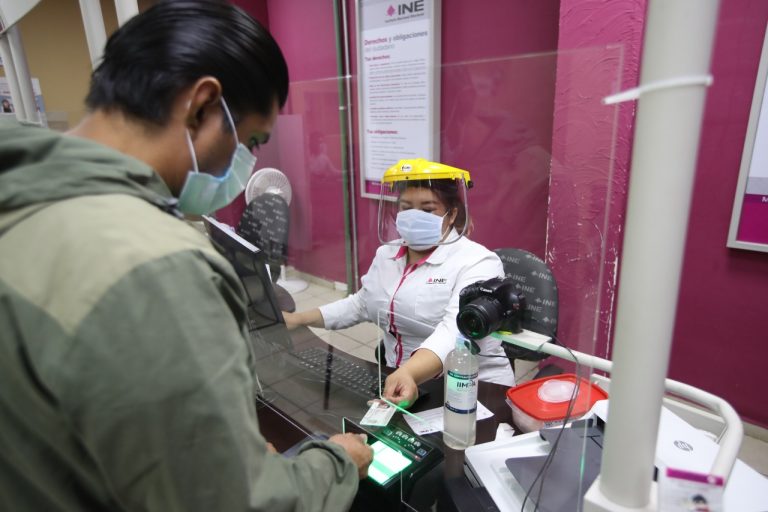 INE implementa medidas sanitarias en los MACs (Módulos de Atención Ciudadana) atendiendo a la situacion de la pandemia.