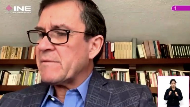 Edmundo Jacobo Molina, Secretario Ejecutivo.