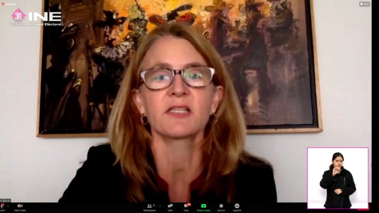 Amy Glover, Directora y socia fundadora de Agil(e).