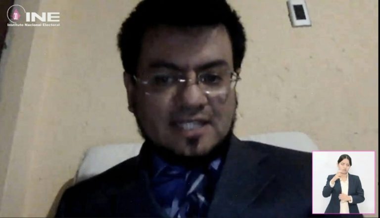 Eliel Campuzano Mendoza, Director General Adjunto de Servicios Consulares de la SRE.