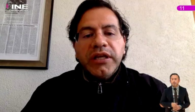 Roberto Ruíz Saldaña, Consejero Electoral.