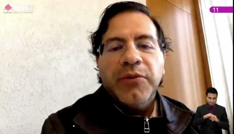 Roberto Ruíz Saldaña, Consejero Electoral.