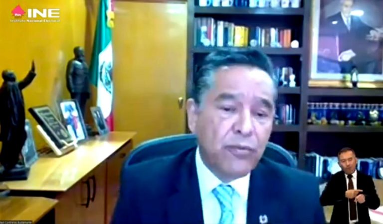 Raúl Contreras Bustamante, Director de la Facultad de Derecho de la UNAM.