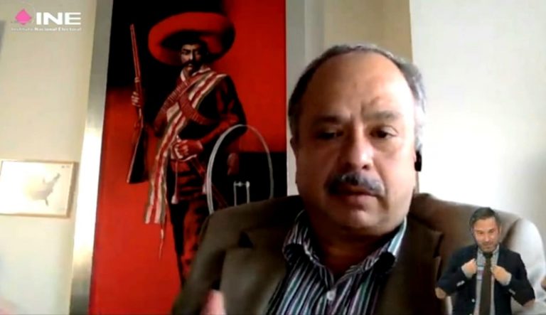 Luis Gituérrez Reyes, Titular del Instituto de los Mexicanos en el Exterior de la SRE.