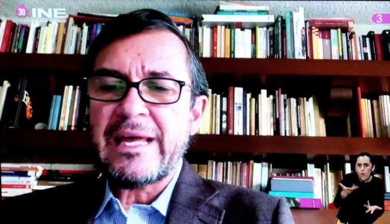 Edmundo Jacobo Molina, Secretario Ejecutivo.