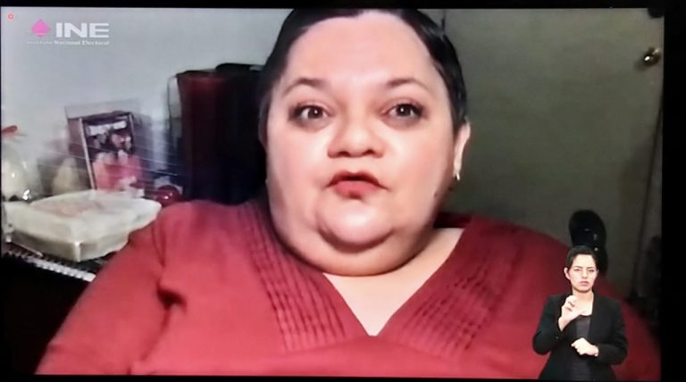 Representante del PRI.