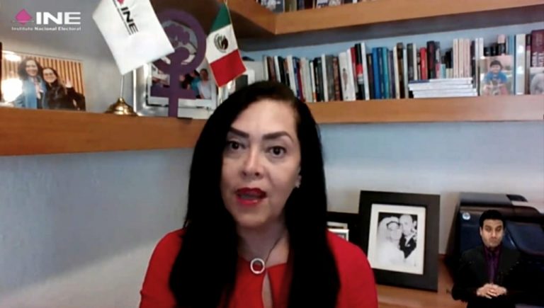 Adriana Favela Herrera, consejera Electoral del INE.