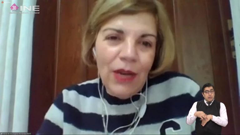 María de los Ángeles Fernández-Ramil, Presidenta de la Fundación Hay Mujeres en Chile.