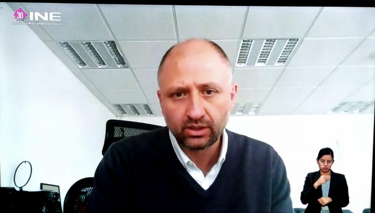 Rubén Lara Patrón, Magistrado Presidente de la Sala regional especializada del TEPJF.