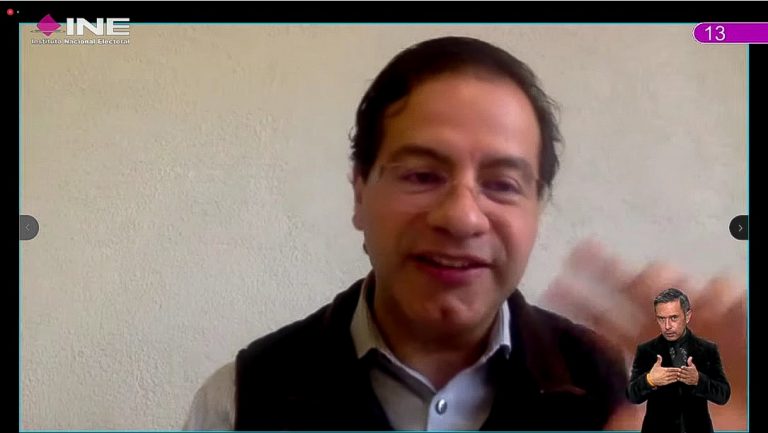 Roberto Ruíz Saldaña, Consejero Electoral.