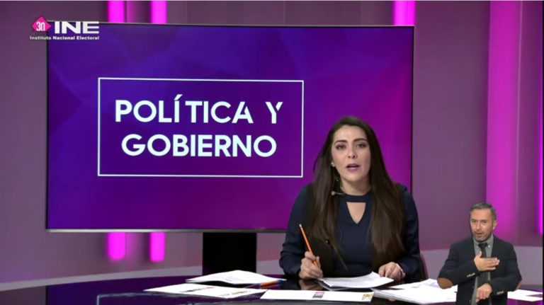 Moderadora, Jannet López Ponce.