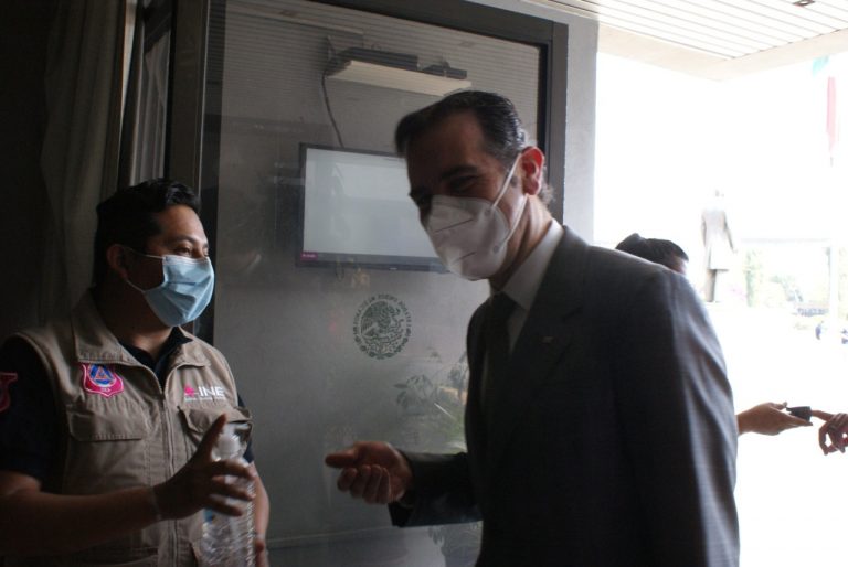 Se instaló filtro sanitario para todo el personal en  Oficinas Centrales del Instituto.