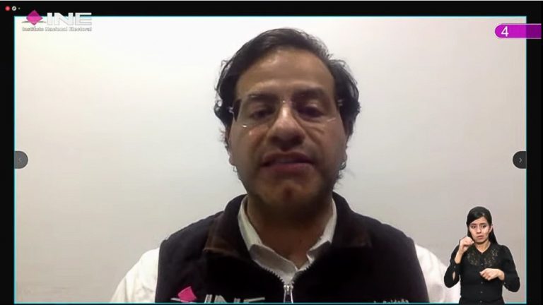 Roberto Ruíz Saldaña, Consejero Electoral.