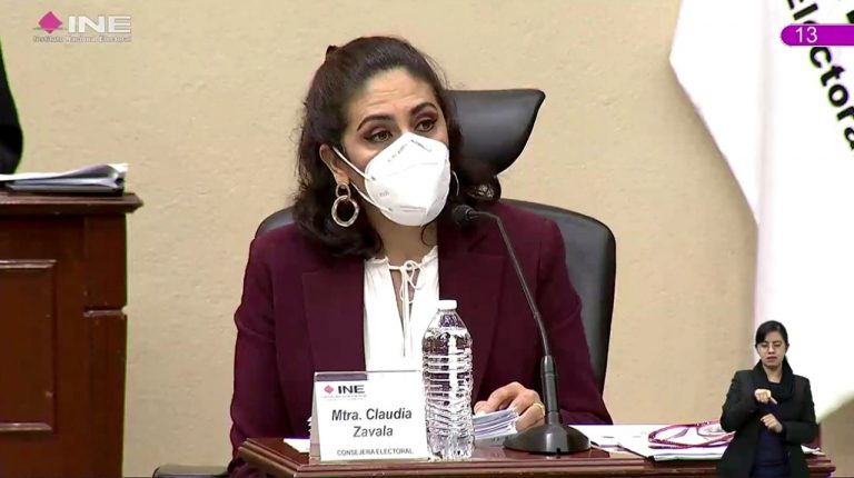 Claudia Zavala Pérez, Consejera Electoral.
