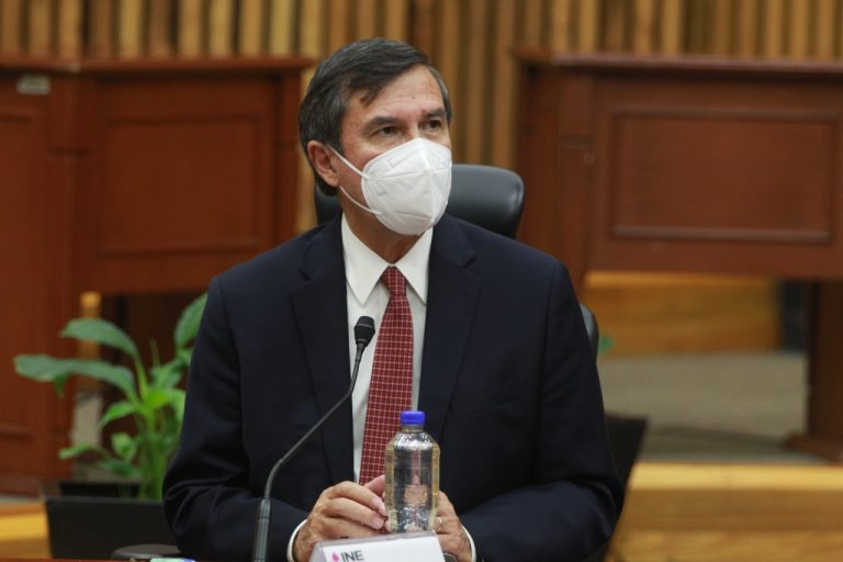 Edmundo Jacobo Molina, Secretario Ejecutivo.