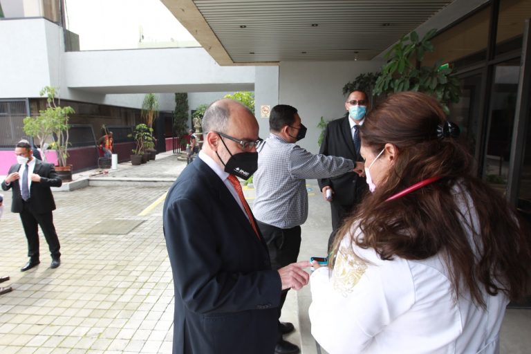 Se instaló un cerco sanitario para personal del INE.