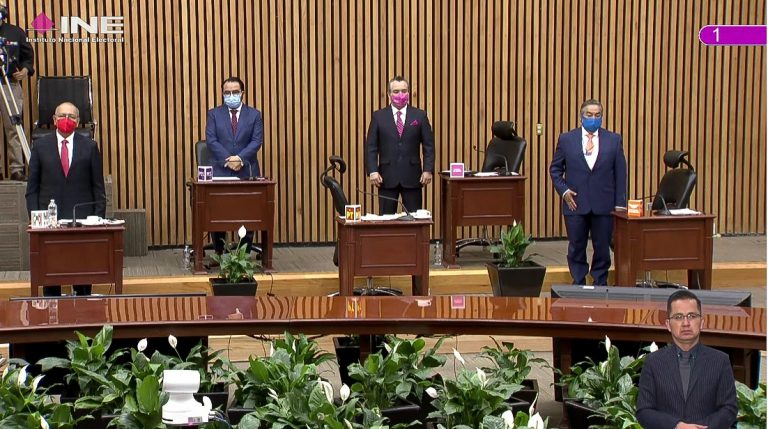 Minuto de silencio por los 173 candidatos asesinados en este Proceso Electoral 2020-2021.