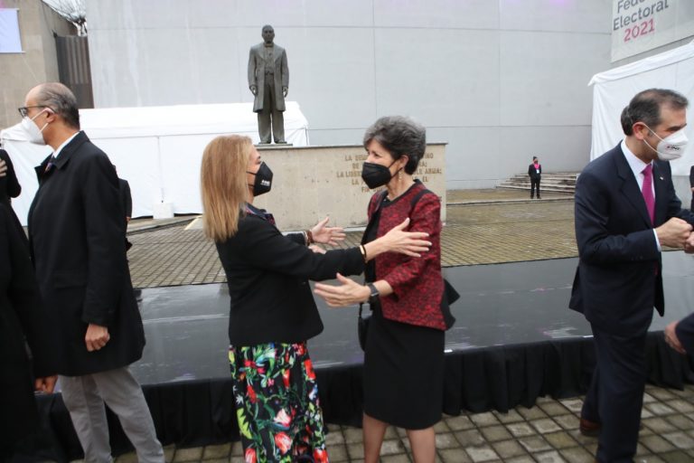 Martín Faz Mora y Carla Humphrey Jordan Consejeros Electorales, Janine Madeline Otáliora Malassis Magistrada del TEPJF y Lorenzo Córdova Vianello Consejero Presidente del INE.