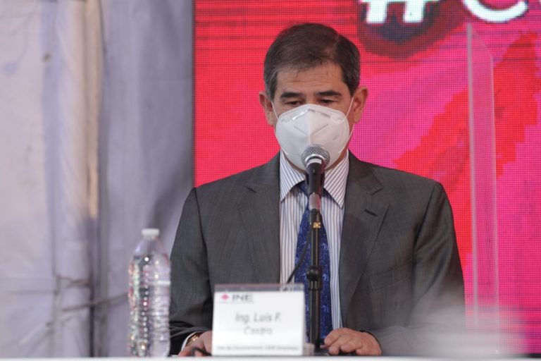Luis Fernando Castro Careaga, Jefe de departamento de Ingeniería Electrónica- IAM Iztapalapa.