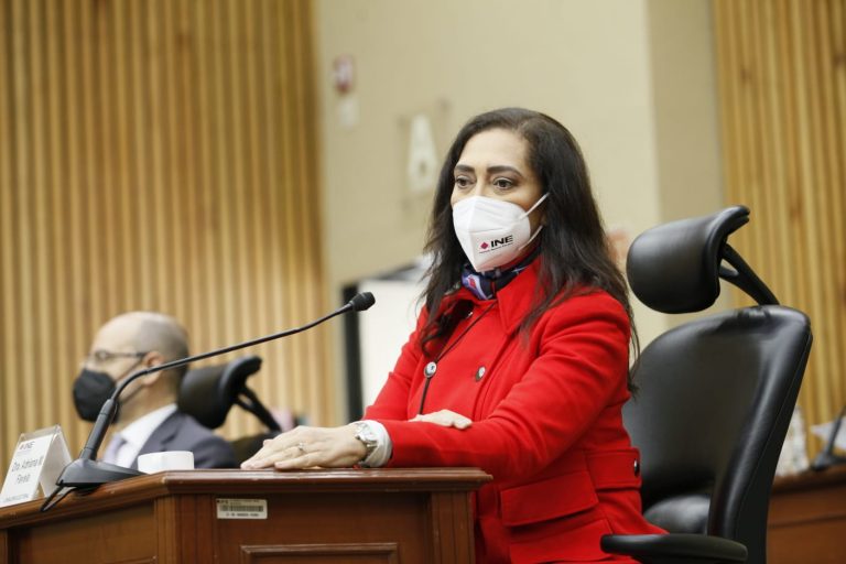 Adriana Favela Herrera, Consejera Electoral.