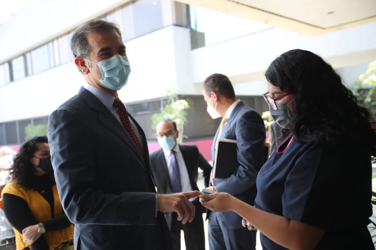 Se realizó un cerco sanitario para el personal del INE.