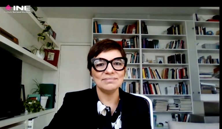 Ana Laura Martínes de Lara, Directora Ejecutiva de Administración.