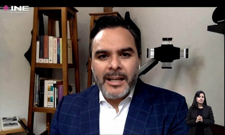 Roberto Heycher Cardiel Soto, Director Ejecutivo de Capacitación y Educación Cívica.