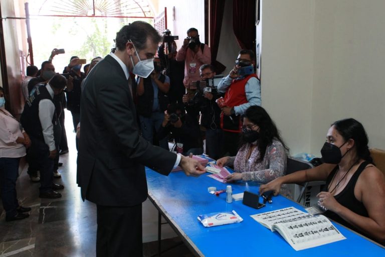Participación del Dr. Lorenzo Córdova Vianello, Consejero Presidente del INE en la Consulta Popular