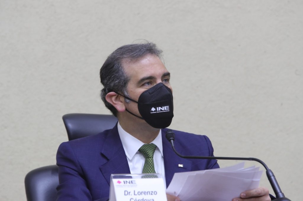 Intervención de Lorenzo Córdova, en Sesión Ordinaria, por el cual se  aprueban los lineamientos para la organización de la revocación de mandato  - Central Electoral