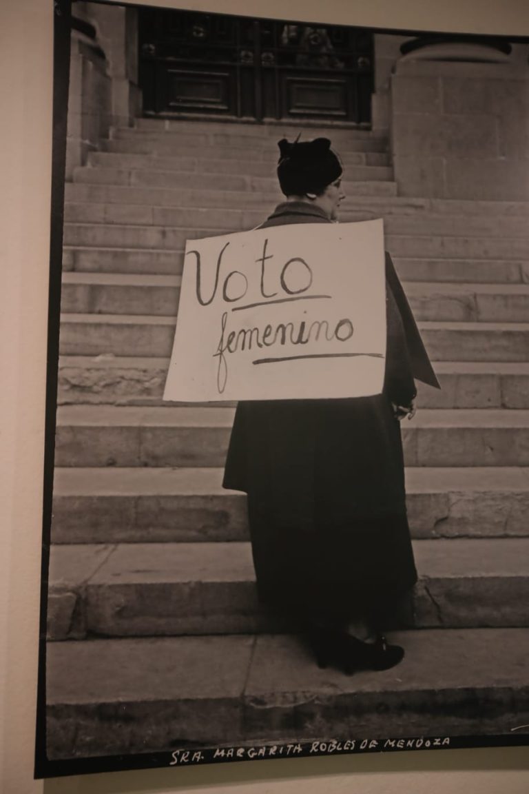 Exposición "Ciudadanía, democracia y propaganda electoral en México 1910-2018", realizada en el Museo del Objeto (MODO).