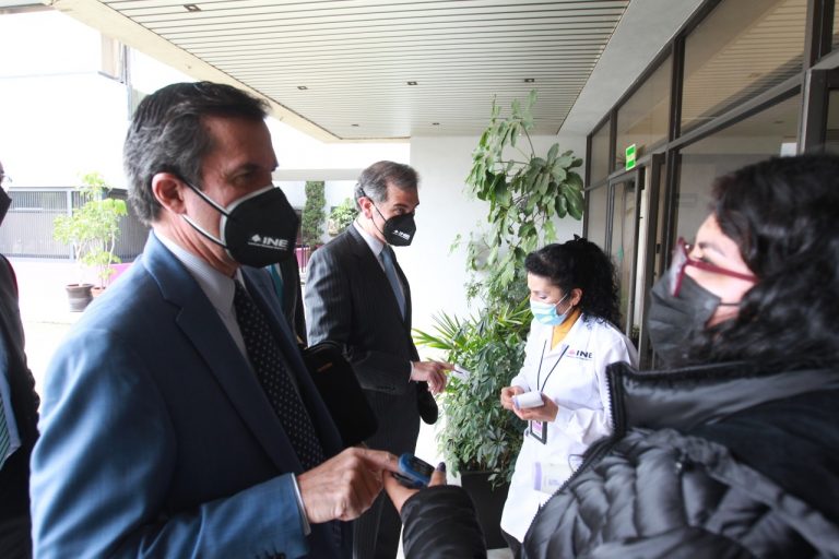 Se realizó un cerco sanitario para trabajadores del instituto.