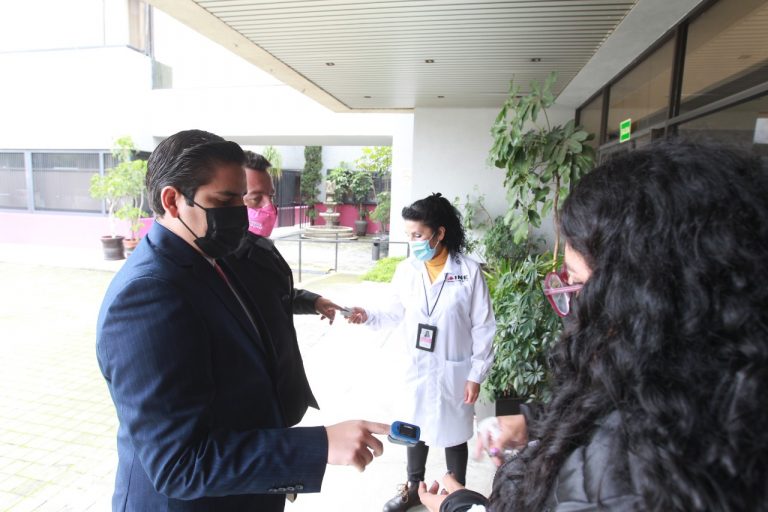 Se realizó un cerco sanitario para trabajadores del instituto.