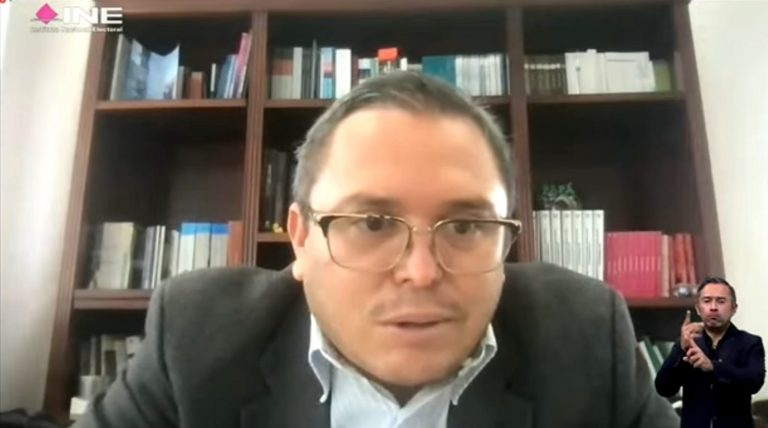 Oswaldo Chacón Rojas, Presidente de la Asociación de Instituciones Electorales de las Entidades Federativas.