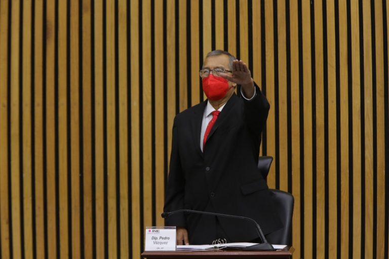 Toma de protesta de Pedro Vázquez González como Consejero Propietario del Poder Legislativo por la Fracción Parlamentaria del PT.