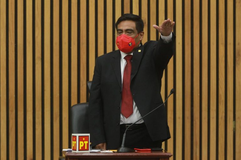 Toma de protesta de Adalid Martínez Gómez como representante suplente del PT.