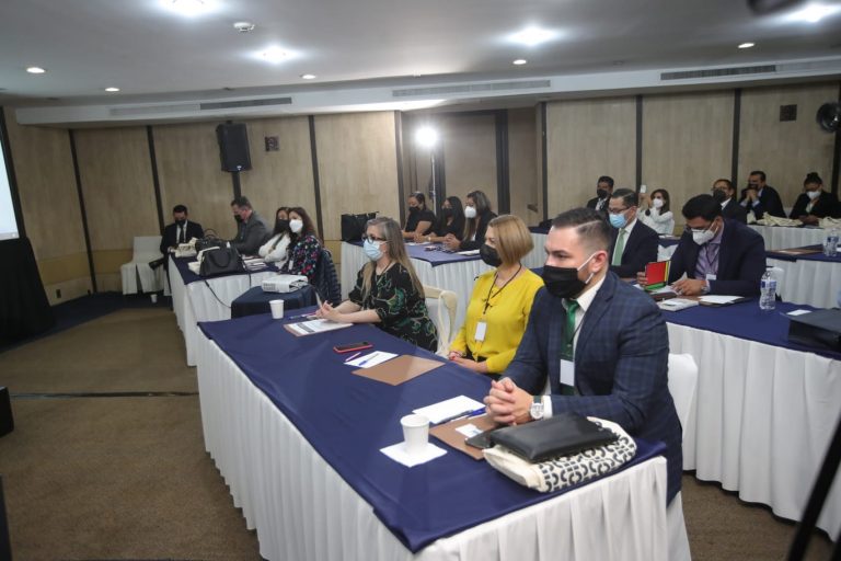 Inauguración del Primer Foro Regional sobre resultados, buena práctica y prospectivas de las acciones de prevención y atención a la violencia política contra las mujeres en razón de género durante el Proceso Electoral 2020-2021.