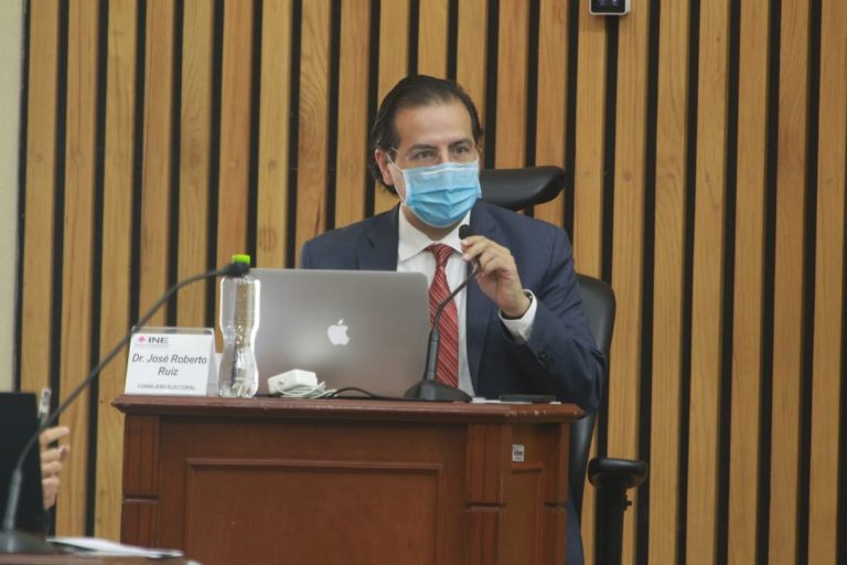 José Roberto Ruíz Saldaña, Consejero Electoral.