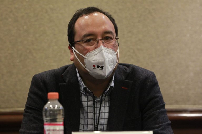 Ciro Murayama Rendón, Consejero Electoral del INE en conferencia de prensa.