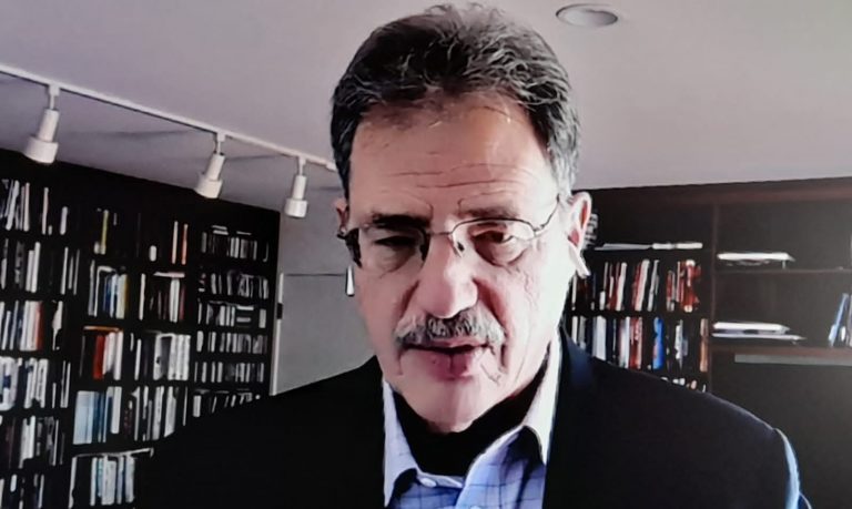 Larry Diamond, Catedrático de la Universidad de Standford, Estados Unidos.