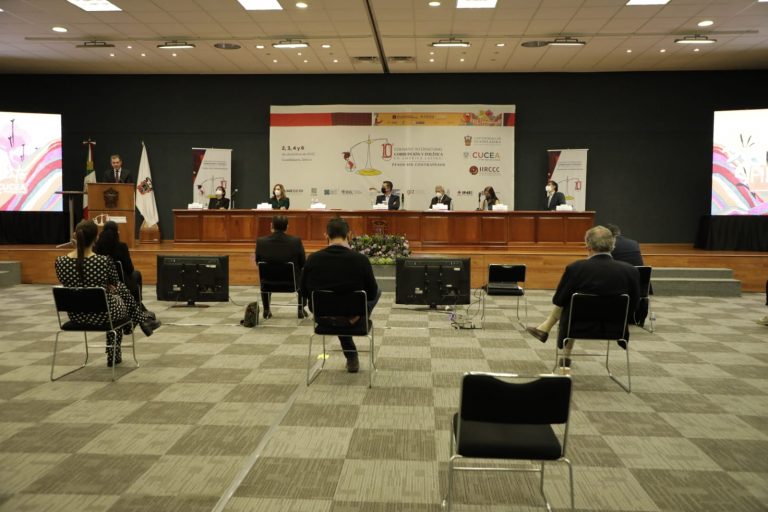 Seminario Internacional Corrupción y Política en América Latina.