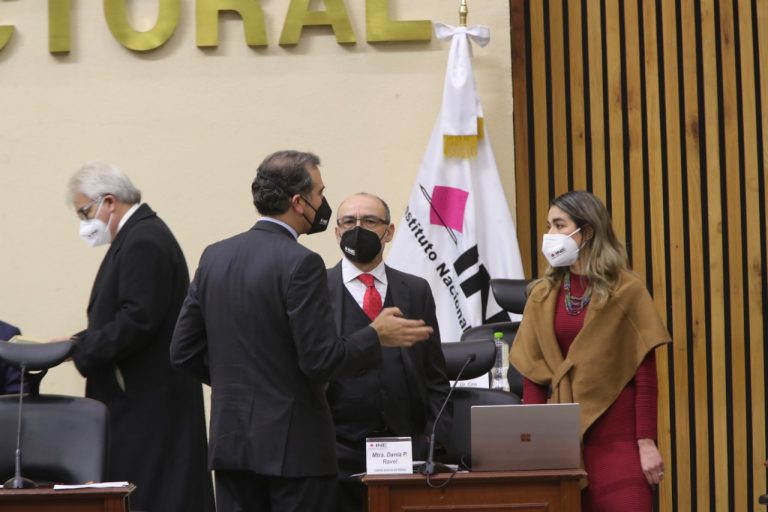 Sesiones Extraordinarias del Consejo General