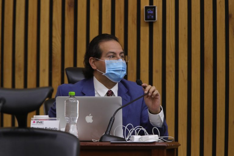 José Roberto Ruíz Saldaña, Consejero Electoral.