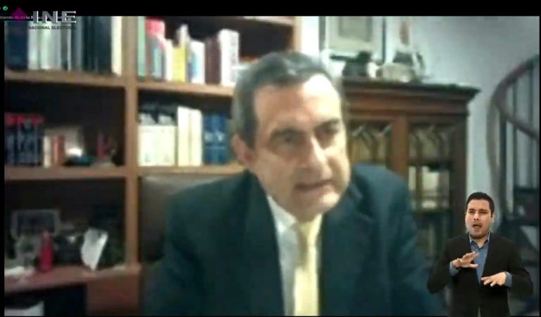 Roberto Blancarte Pimentel, Profesor -investigador del Colegio de México.