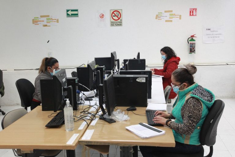 Recorrido del Consejero Presidente Dr. Lorenzo Córdova Vianello, Edmundo Jacbo Molina Secretario Ejecutivo y René Miranda Jaimes al Centro Nacional de Impresión (Charco Azul).