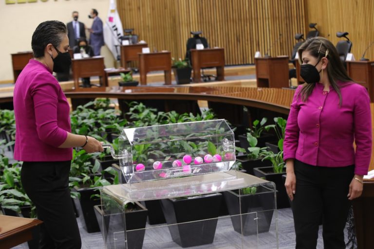 Sorteo del mes que será tomado como base para la insaculación de la ciudadanía que integrará las Mesas Directivas de Casilla en el eventual Proceso de Revocación de Mandato 2022 para el Presidente de la República electo para el periodo constitucional 2018- 2024.