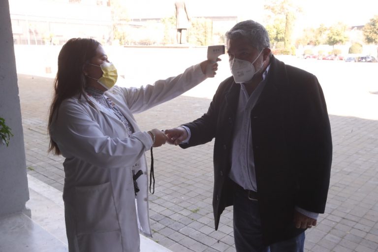 El INE instaló un cerco sanitario para los trabajadores del instituto.