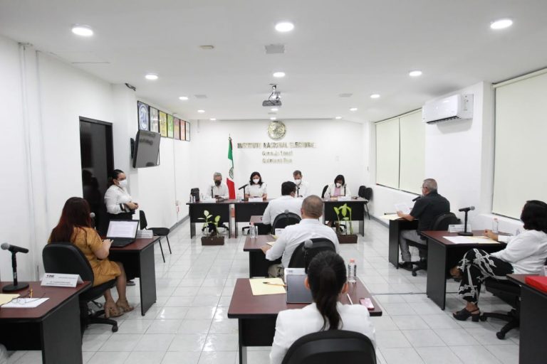 Reunión con la estructura del OPLE en Quintana Roo.