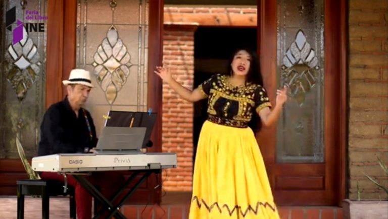 María Reyna González López, Primera Soprano Mixe.